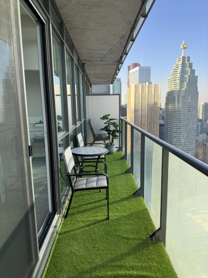 Luxury Downtown Toronto 2 Bedroom Suite With City And Lake Views And Free Parking エクステリア 写真
