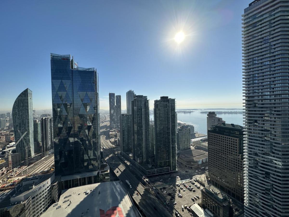 Luxury Downtown Toronto 2 Bedroom Suite With City And Lake Views And Free Parking エクステリア 写真