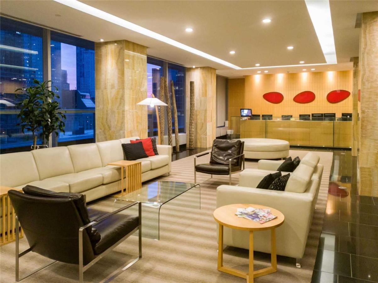 Luxury Downtown Toronto 2 Bedroom Suite With City And Lake Views And Free Parking エクステリア 写真
