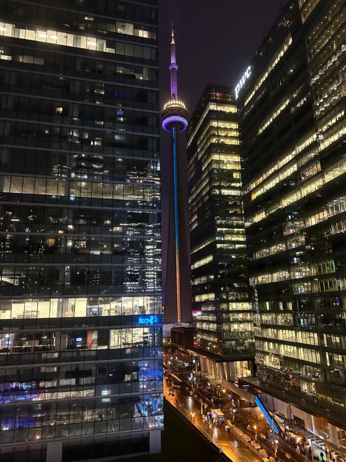 Luxury Downtown Toronto 2 Bedroom Suite With City And Lake Views And Free Parking エクステリア 写真